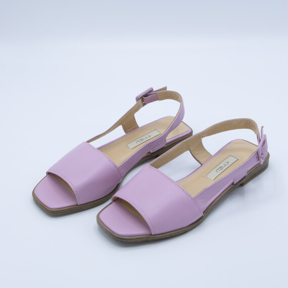https://sh.kyveli.me/products/scarly