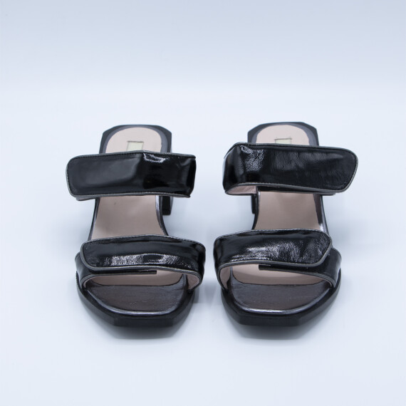 https://sh.kyveli.me/products/letecia