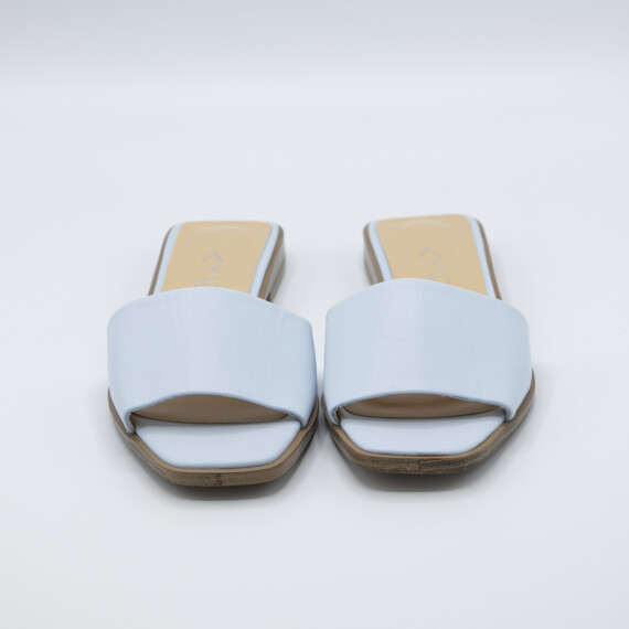 https://sh.kyveli.me/products/bella