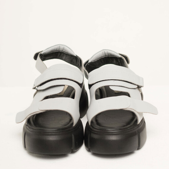 https://sh.kyveli.me/products/eva