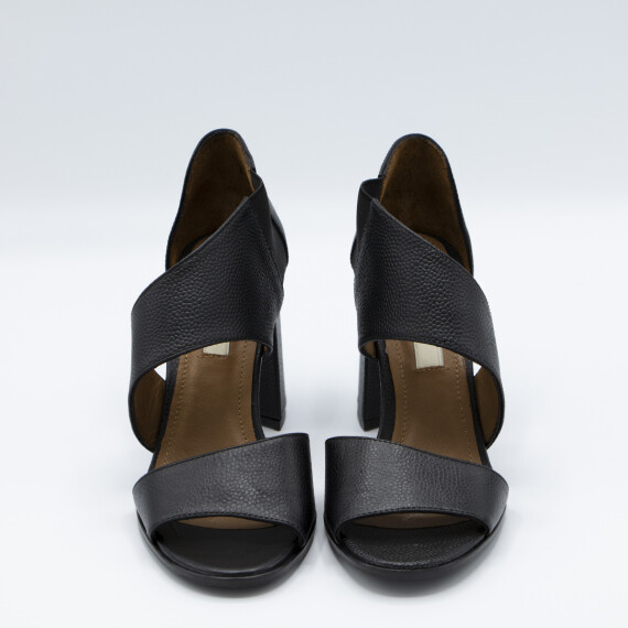 https://sh.kyveli.me/products/masha