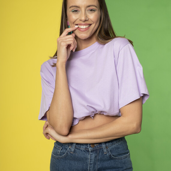 https://sh.kyveli.me/products/crop-top-2