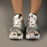 Romeo Sneakers
