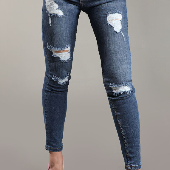 https://sh.kyveli.me/products/rippy-jeans