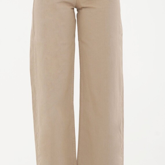 https://sh.kyveli.me/products/ample-jeans