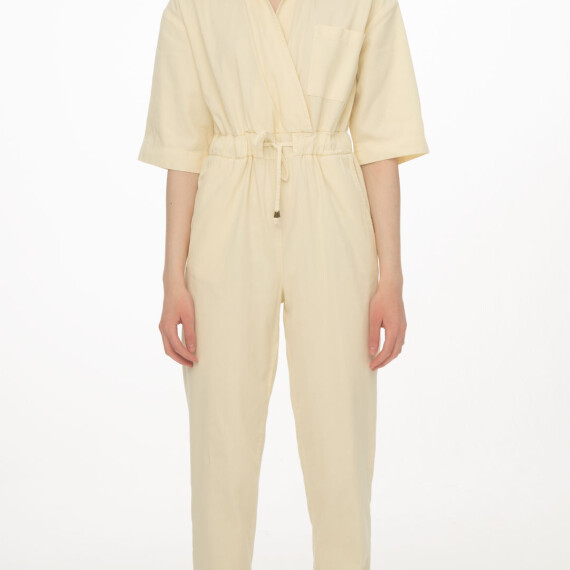 https://sh.kyveli.me/products/casual-jumpsuit