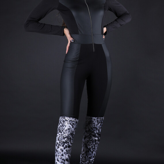 https://sh.kyveli.me/products/strop-jumpsuit