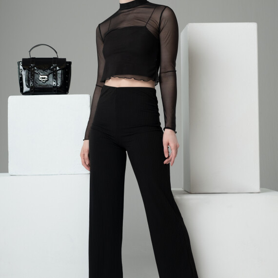 https://sh.kyveli.me/products/chiffion-top