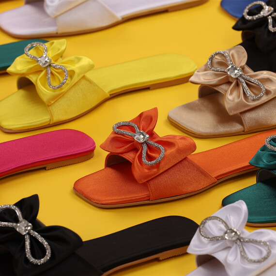 https://sh.kyveli.me/products/k202s22fw9720