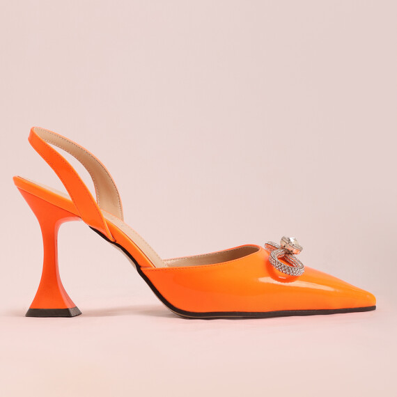 https://sh.kyveli.me/products/k214s22fw9731