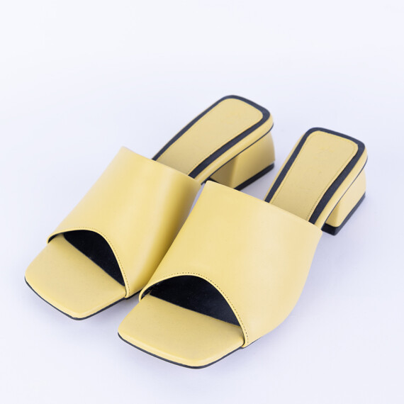 https://sh.kyveli.me/products/k222s2211829