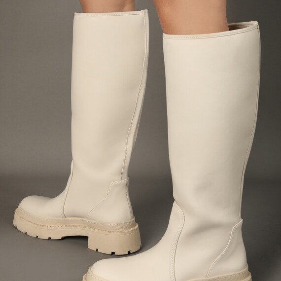 https://sh.kyveli.me/products/bow-boots