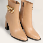 Chained Como Boots