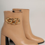 Chained Como Boots