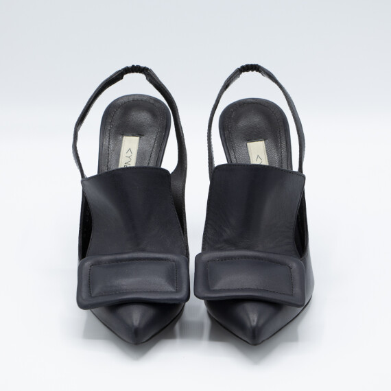 https://sh.kyveli.me/products/seme